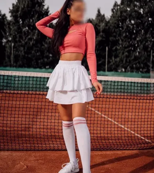 Lea, 35
