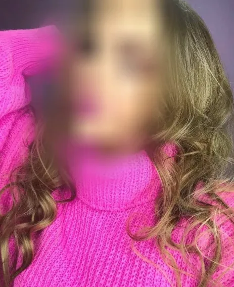 Lotta, 36