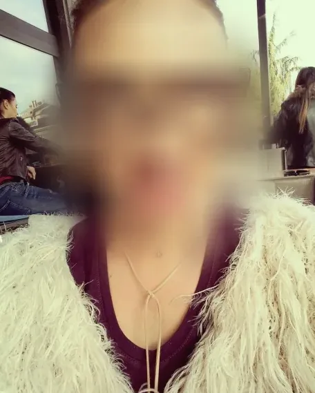 Luisa, 35