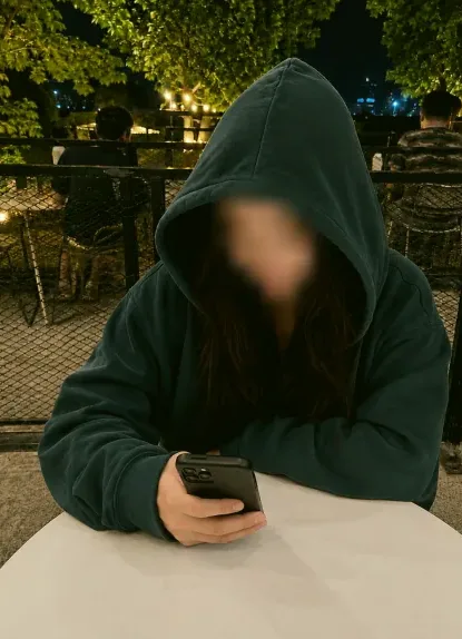 Mira, 26
