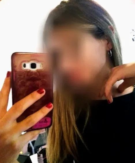 Nora, 29