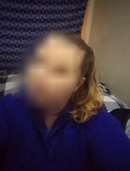 Simone, 34